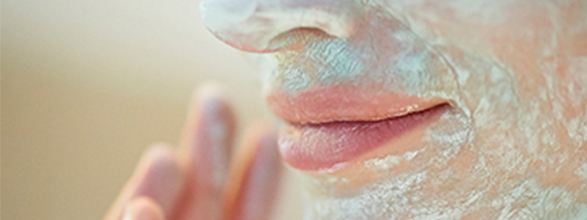 The Best Face Serums For New Moms
